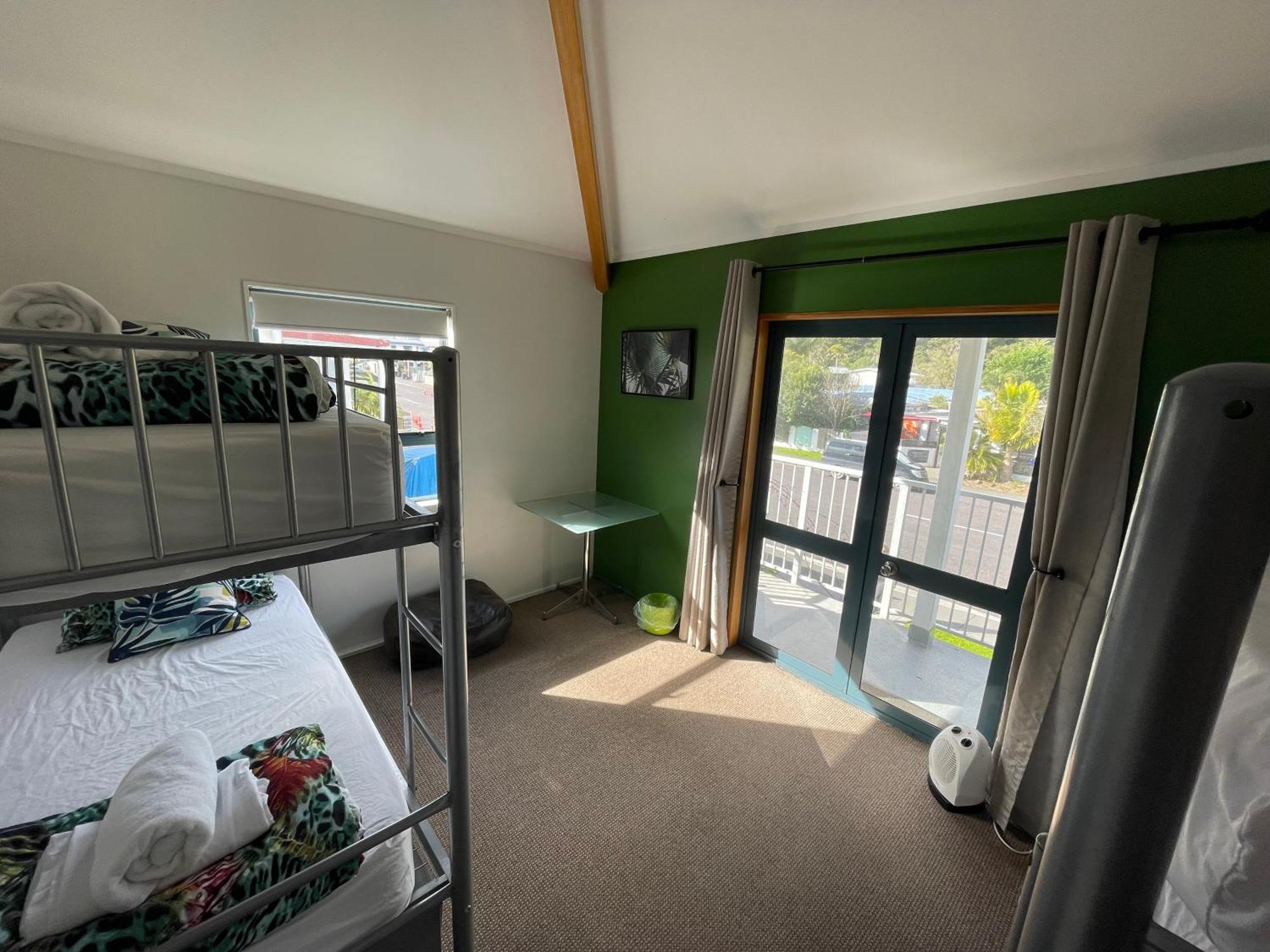 Peppertree Lodge Paihia Exterior photo