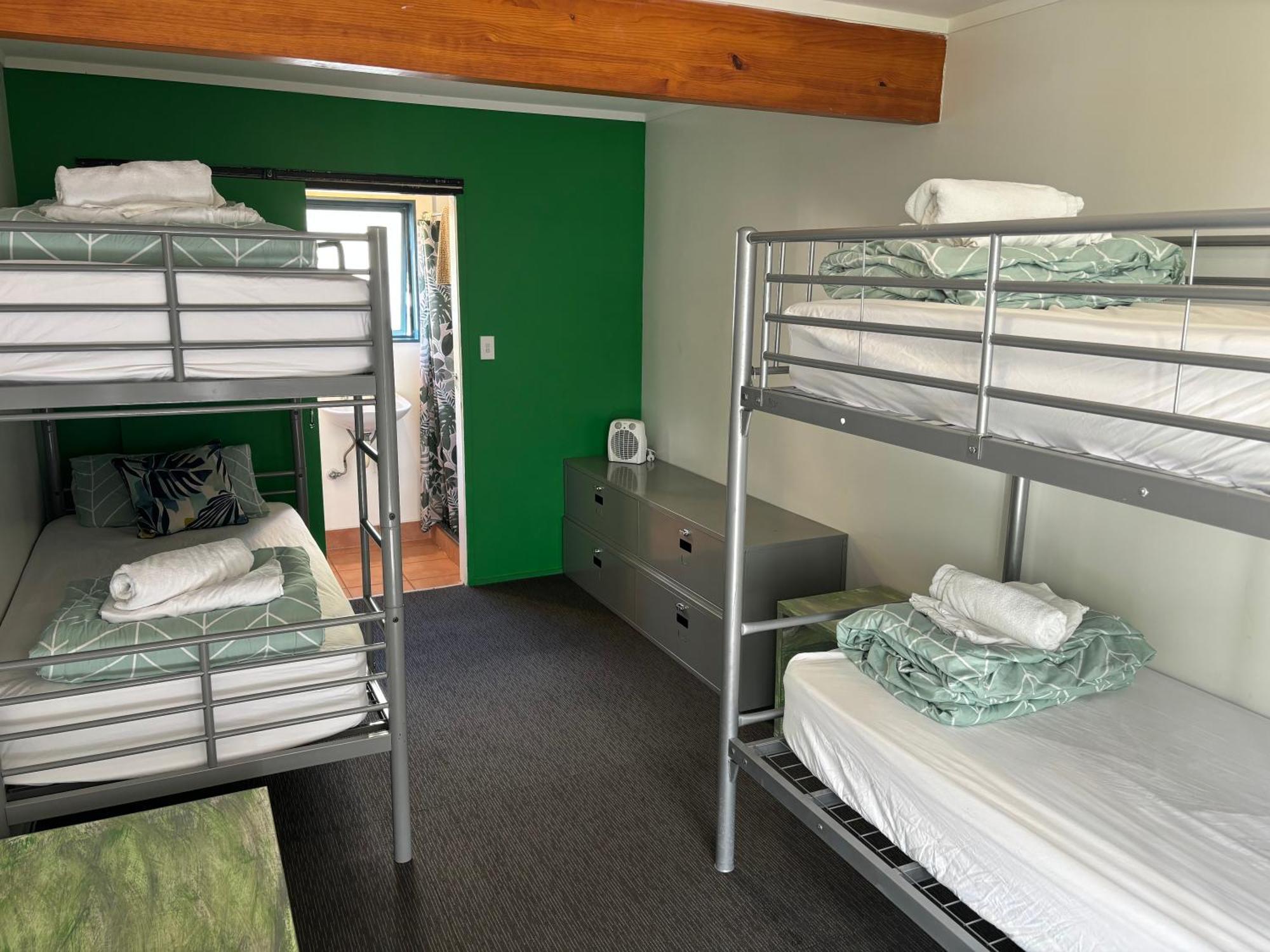 Peppertree Lodge Paihia Exterior photo